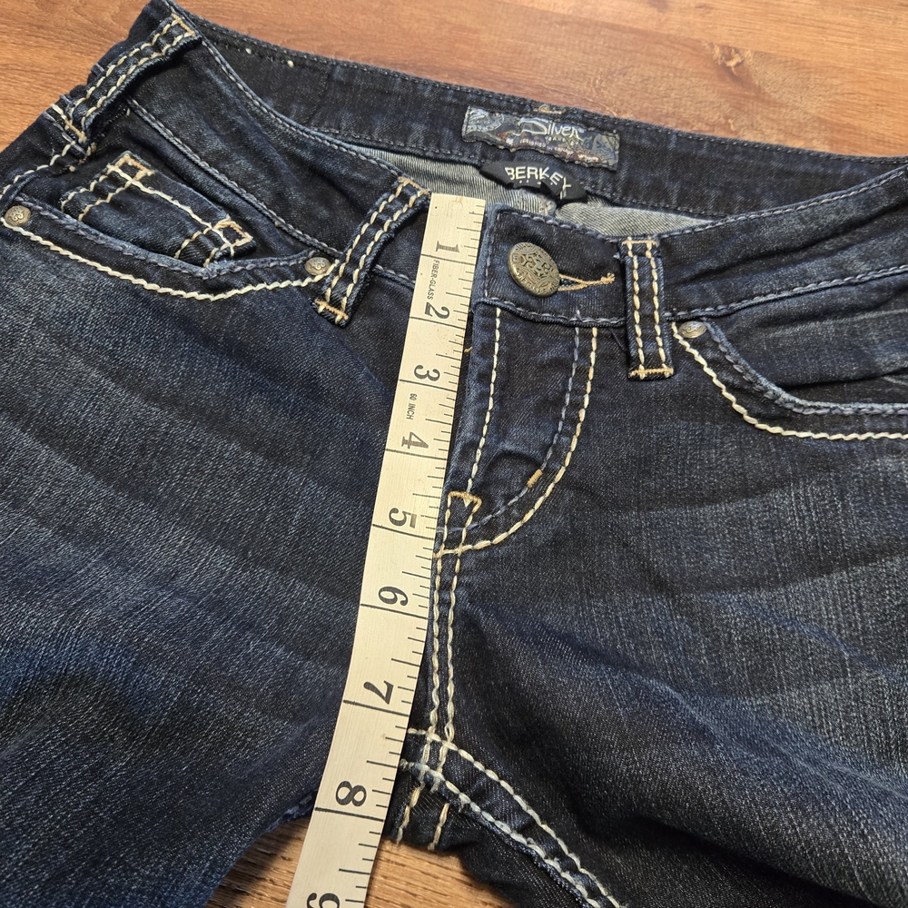 Silver Jeans Women's Berkley Dark Indigo Straight-Leg Jeans 26 X 32 - Picture 6 of 9